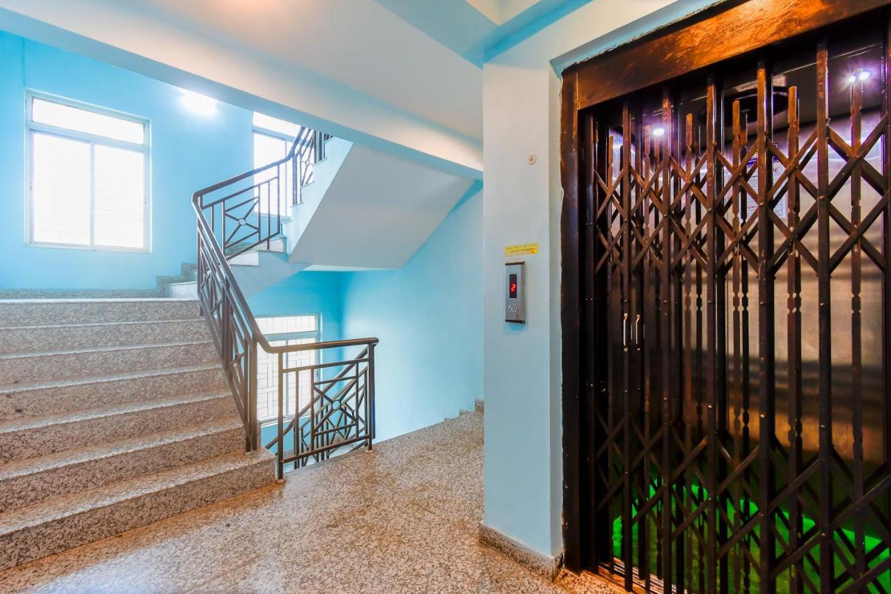 Astra Casa Calcutta Buitenkant foto